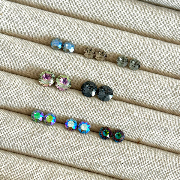 6mm & 8mm Black collection Shining Gemstone Stud  piercing