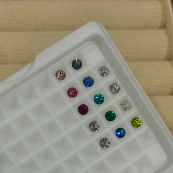 4mm Shining Gemstone Stud piercing